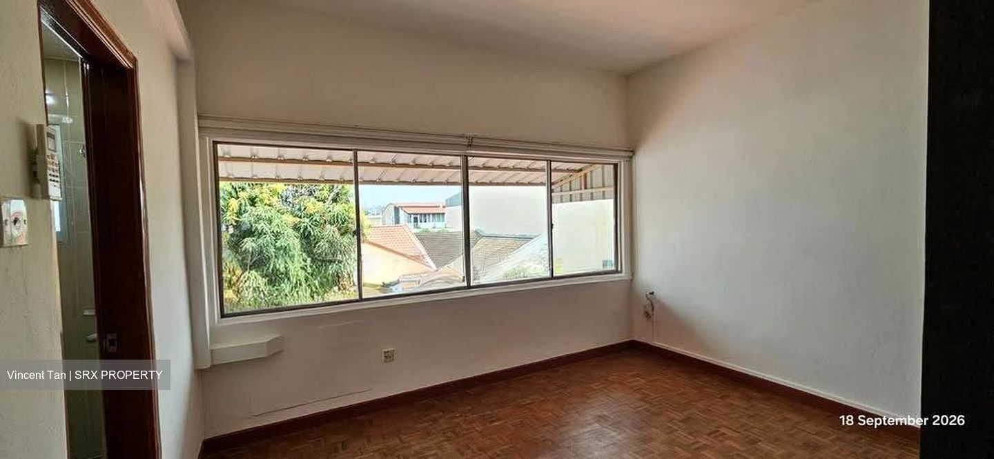 Golden Hill Estate (D19), Terrace #629234851